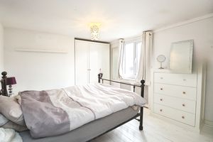 LORDS COTTAGE- click for photo gallery